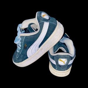 Toddlers Suede Puma Sneakers - Size 7